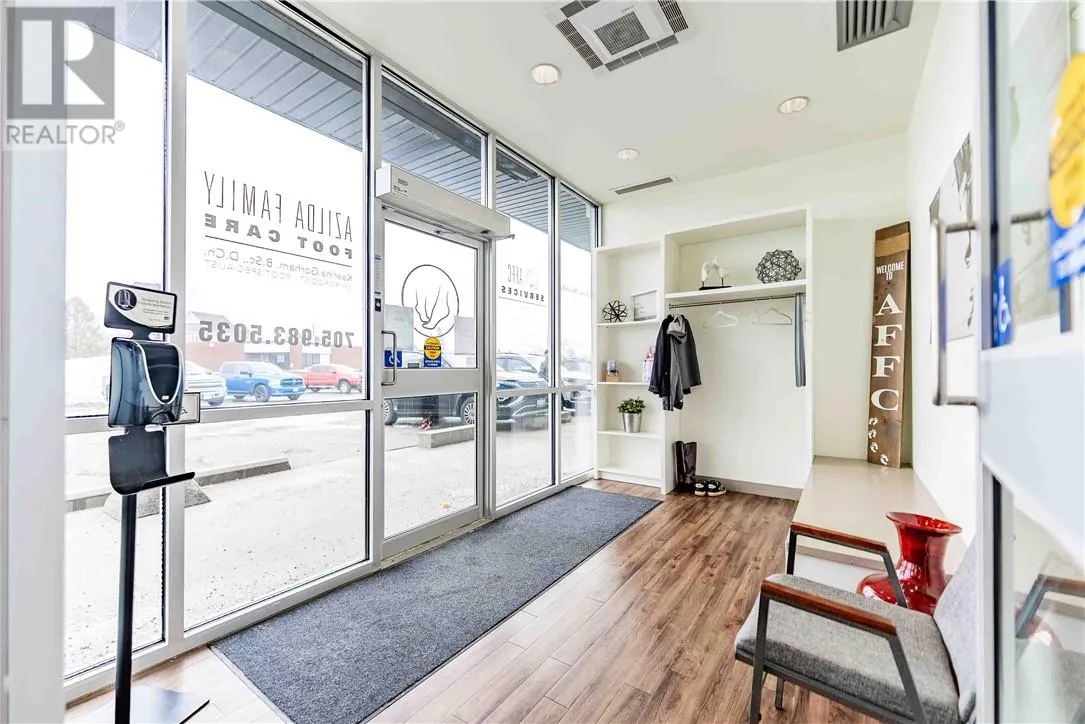 93 Notre Dame Avenue W Unit# 11-12
