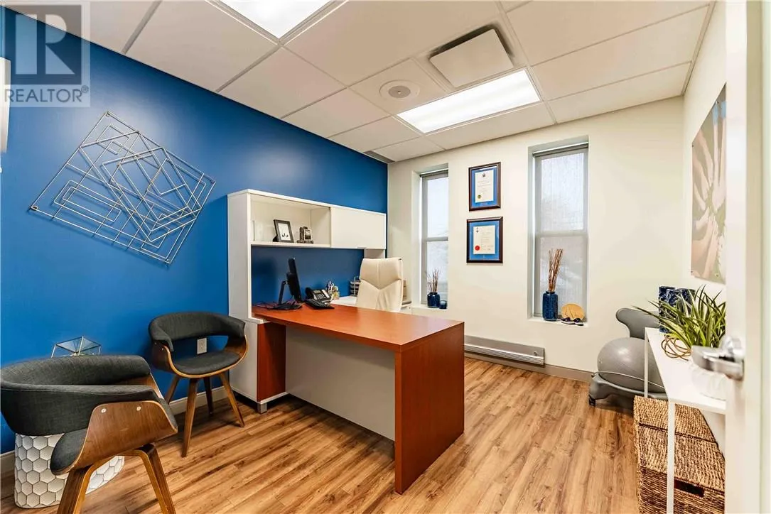 93 Notre Dame Avenue W Unit# 11-12