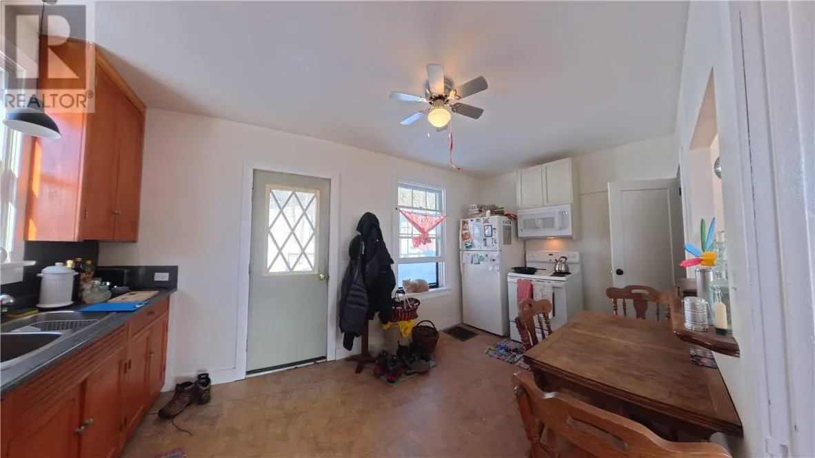 1021 Crescent Street Unit# A & B