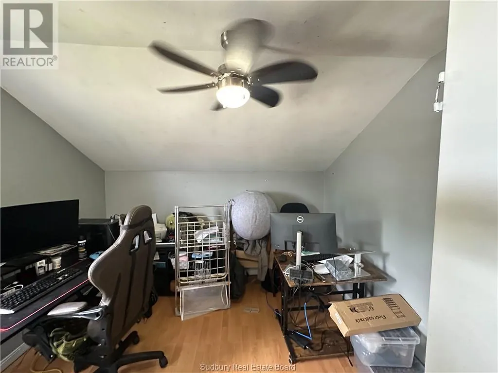 3432 Falconbridge Highway
