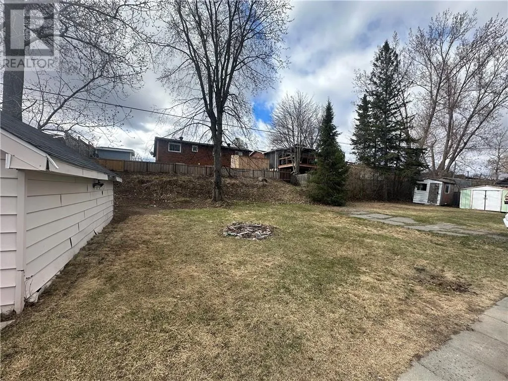 3432 Falconbridge Highway