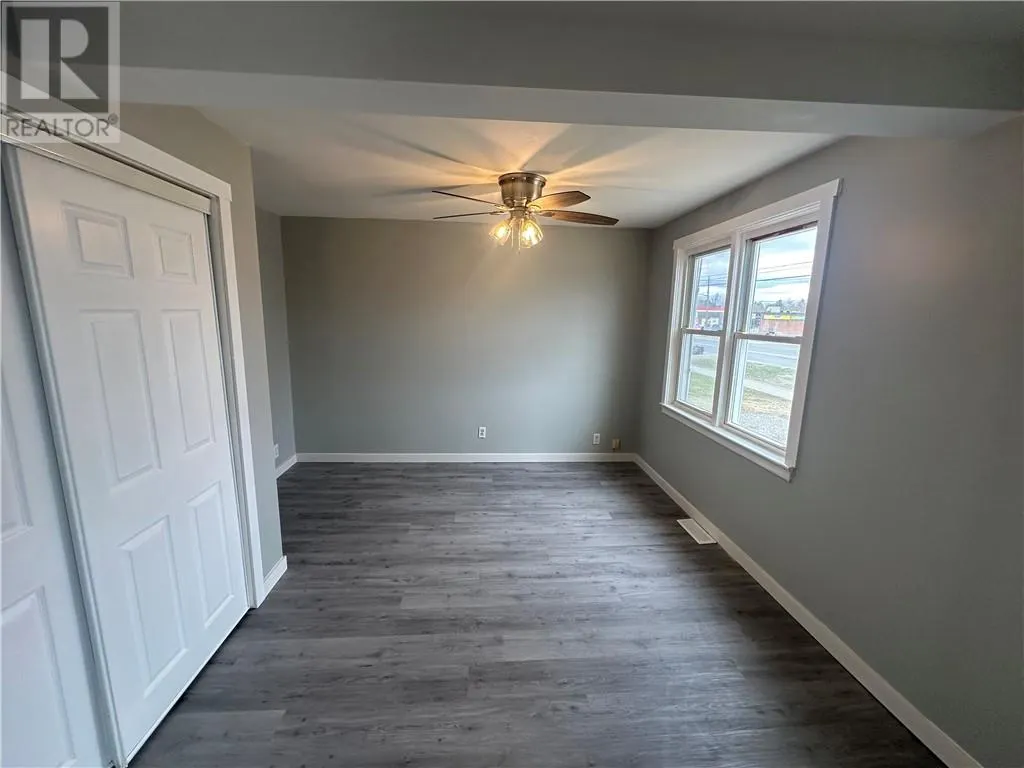 3432 Falconbridge Highway