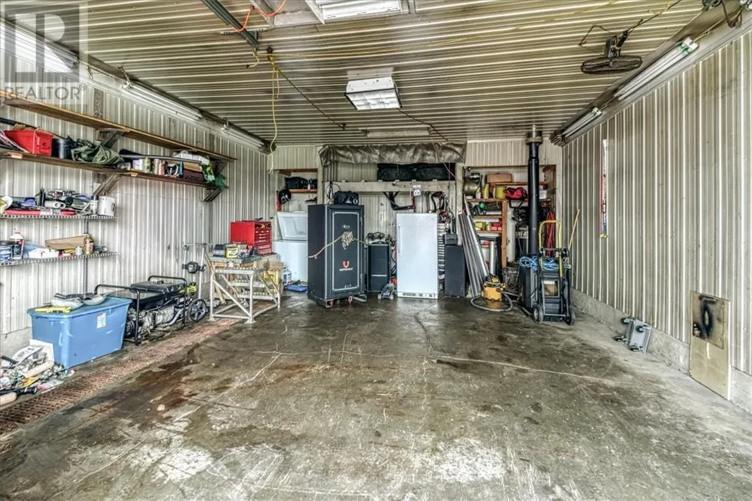 690 Highway 144