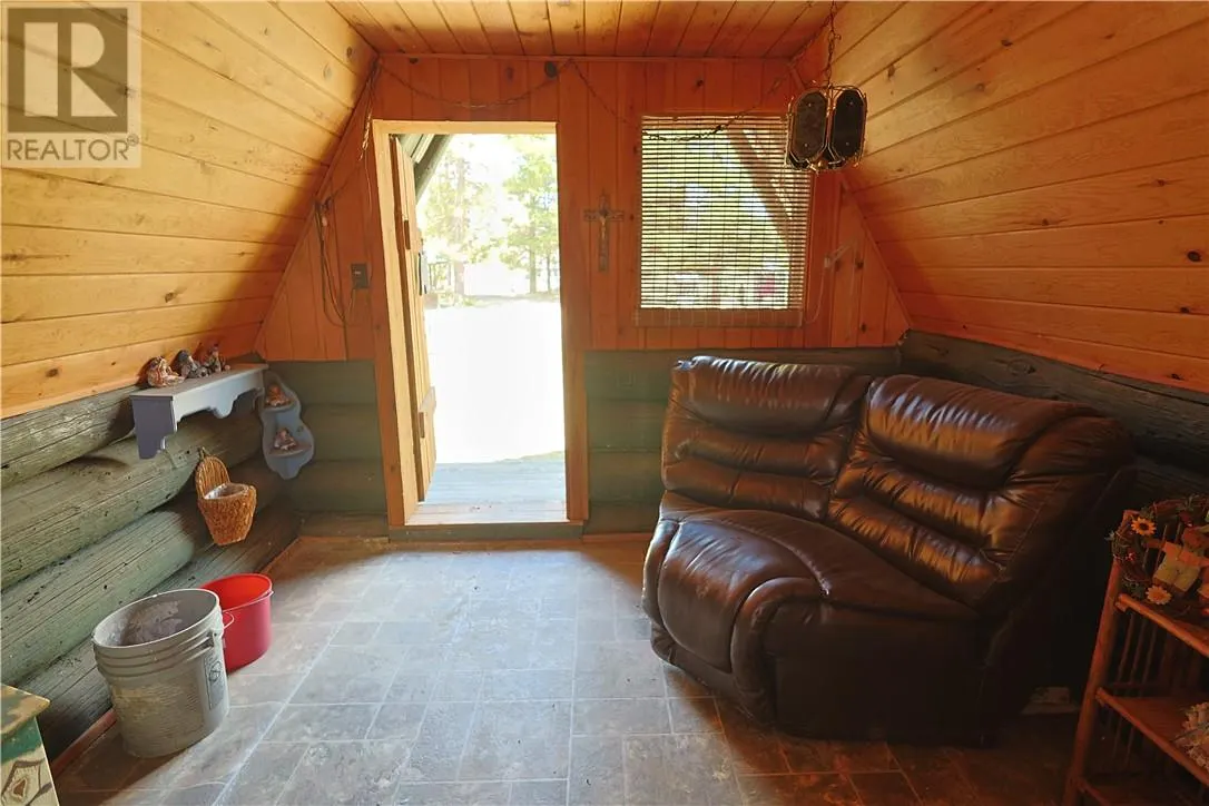 4979 Nickel Offset Road