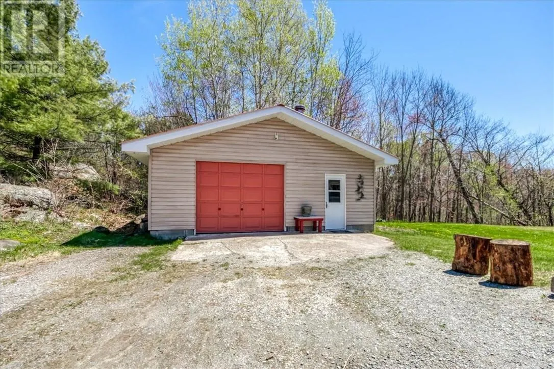 340 Brennan Harbour Road