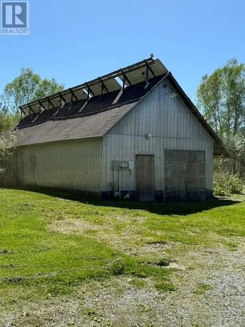 760 River Rd