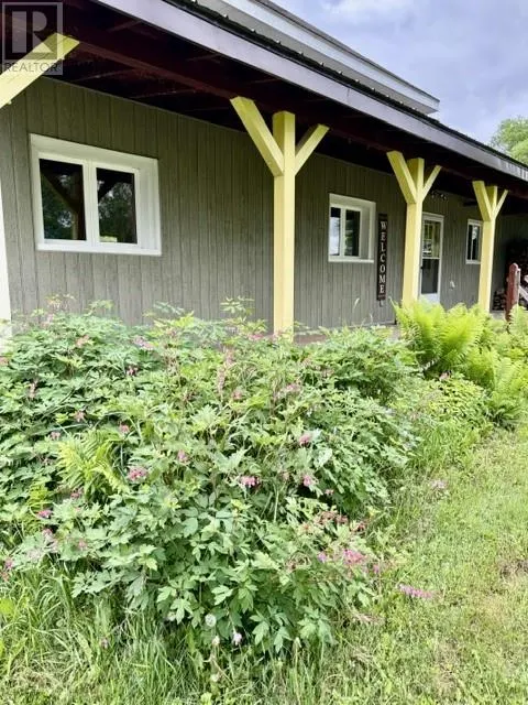 760 River Rd