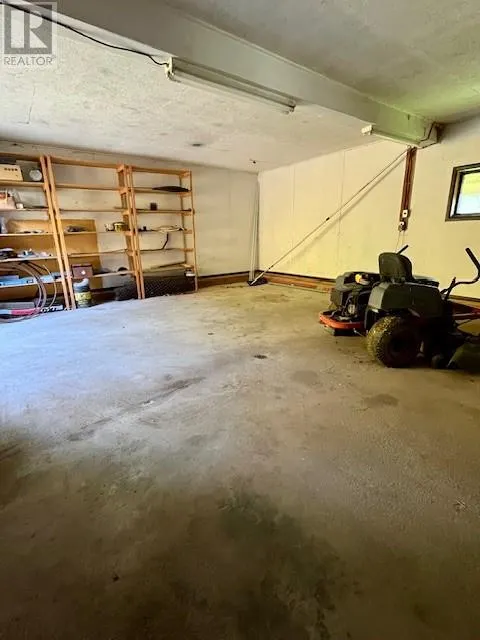 760 River Rd