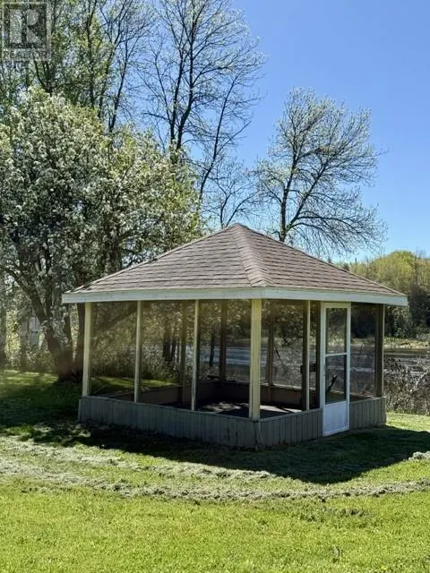 760 River Rd