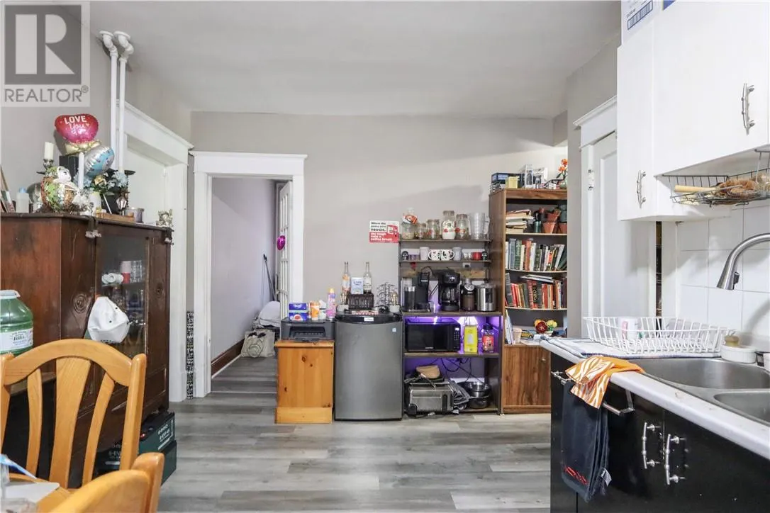 257 Oak Street