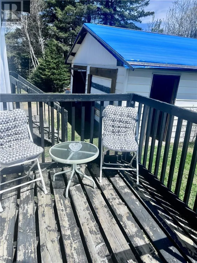 161 Highway 17 W