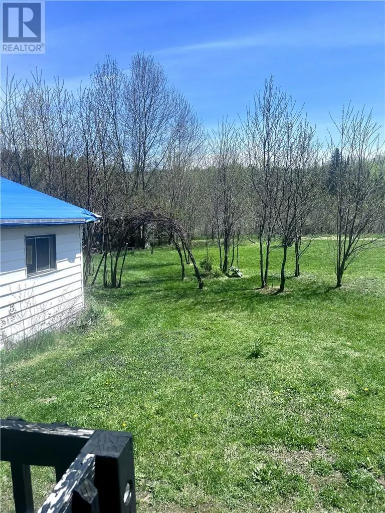 161 Highway 17 W