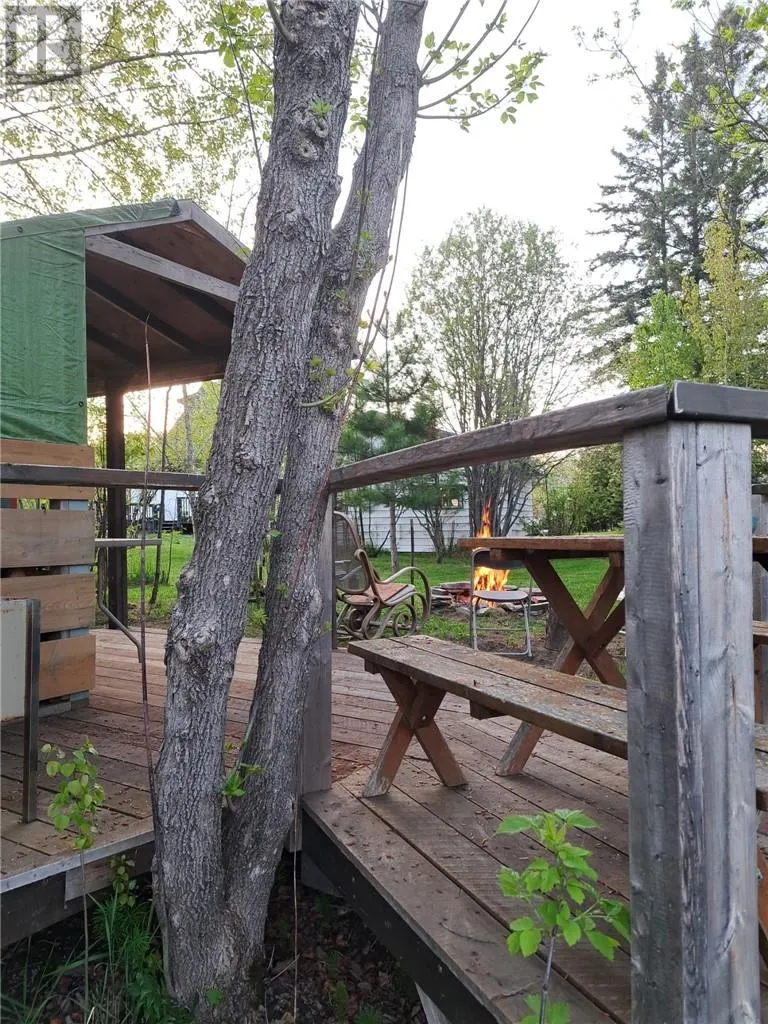 161 Highway 17 W