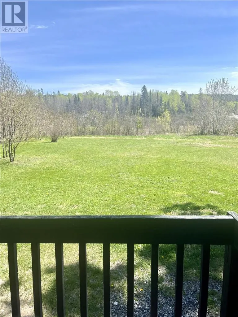 161 Highway 17 W