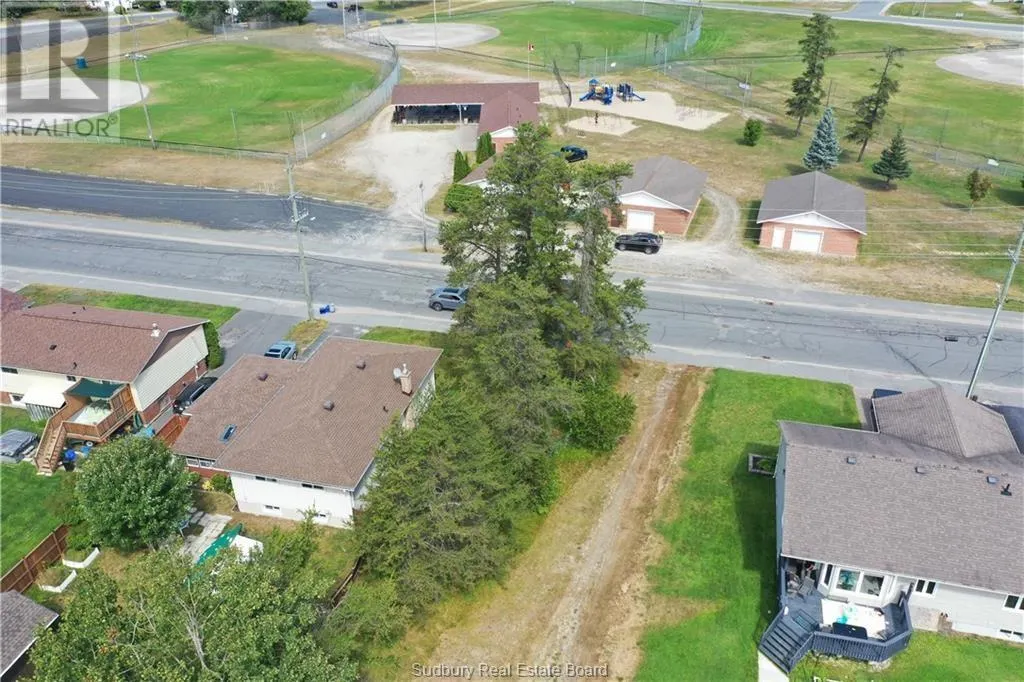 0 Queensway