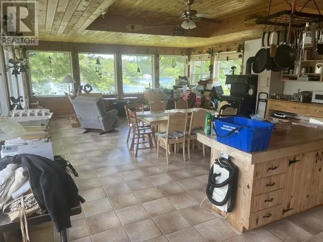 332F Amateewakea River Road