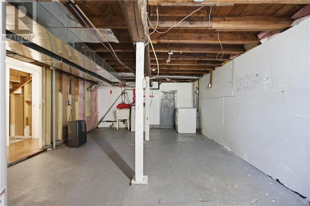 913 Miller Street