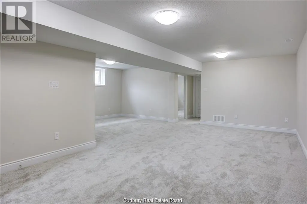 1509 Montrose