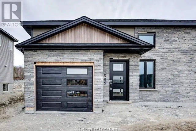 1509 Montrose
