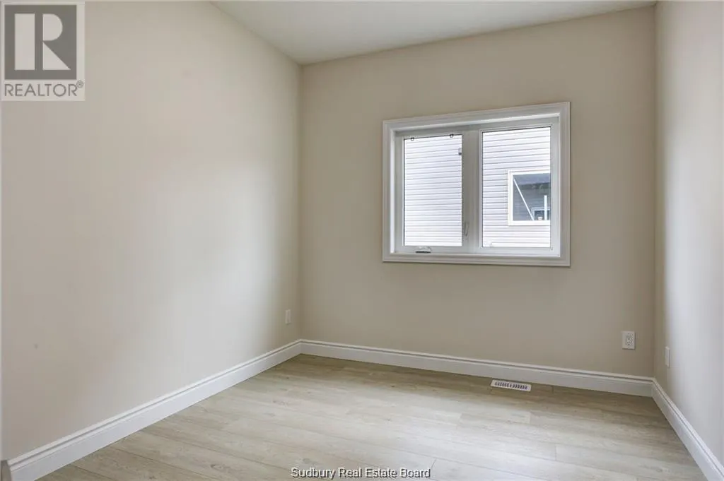 1509 Montrose