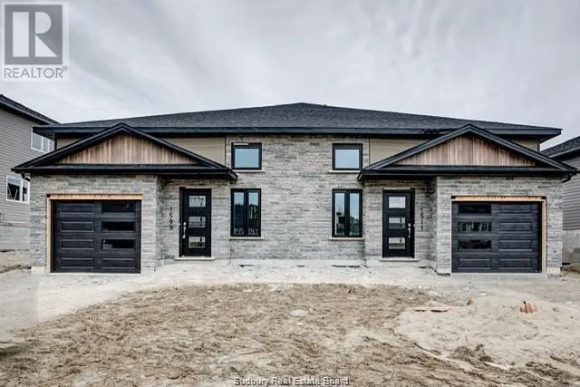 1509 Montrose