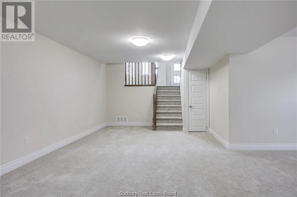 1509 Montrose