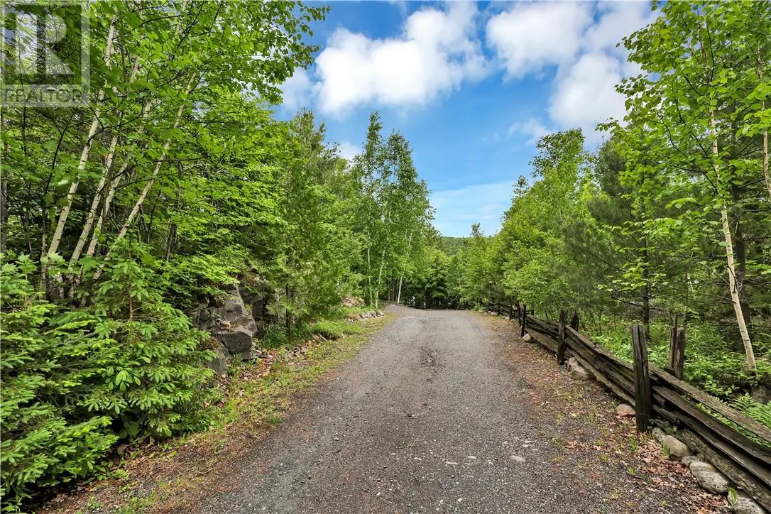 28 BEAVER POND Road