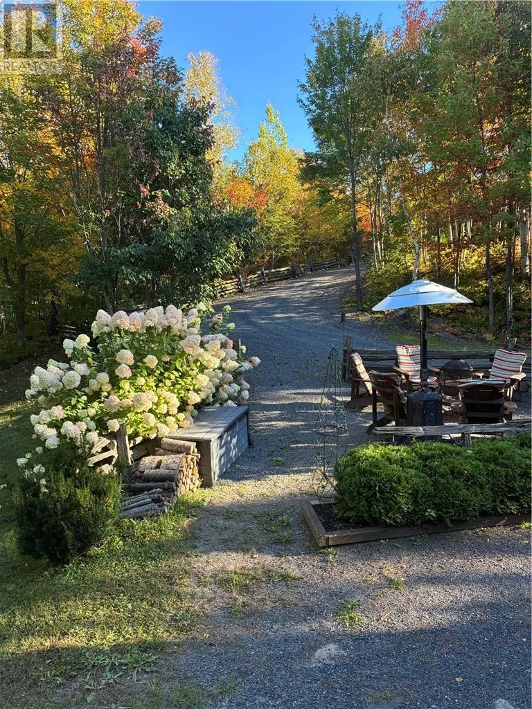 28 BEAVER POND Road