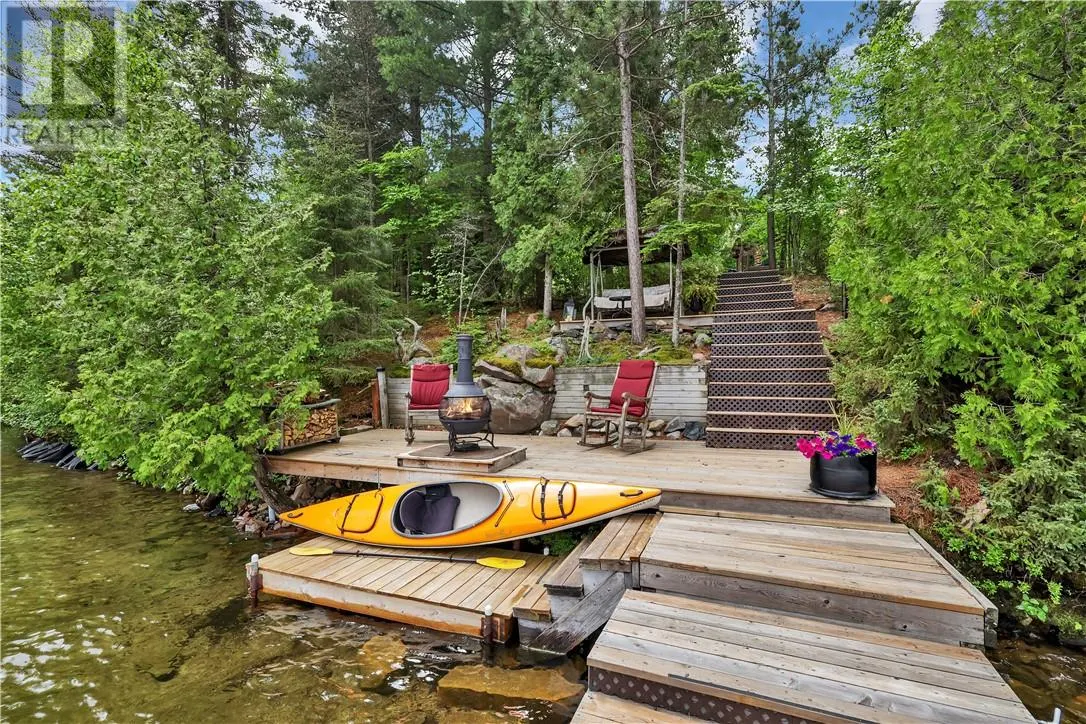 28 BEAVER POND Road