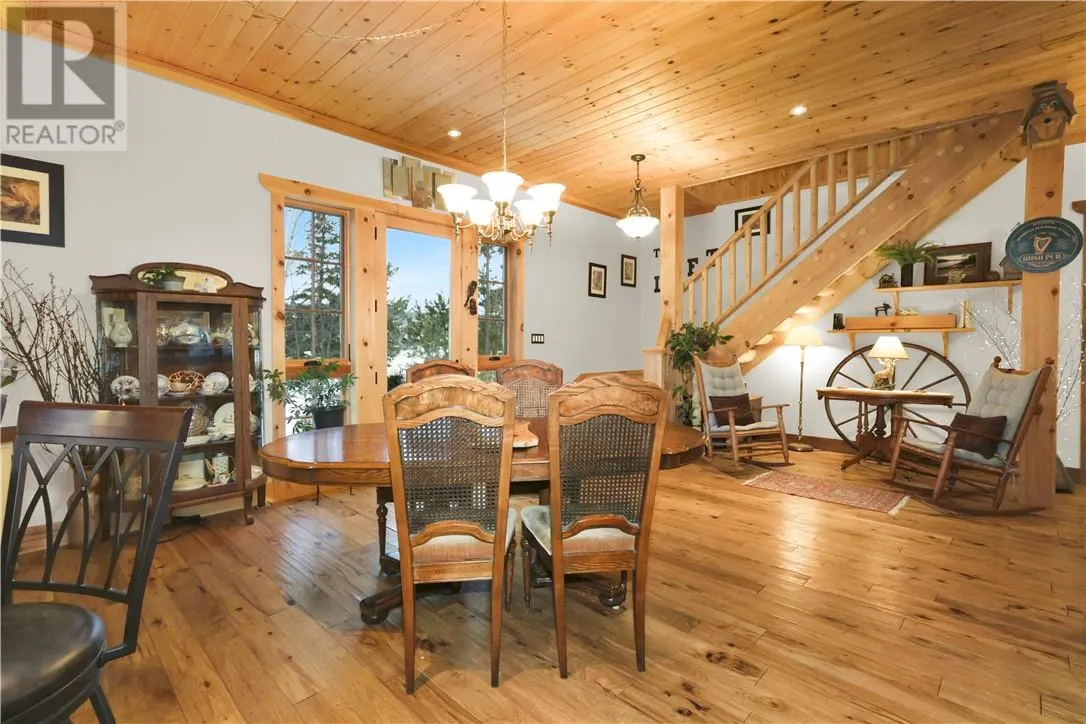 28 BEAVER POND Road