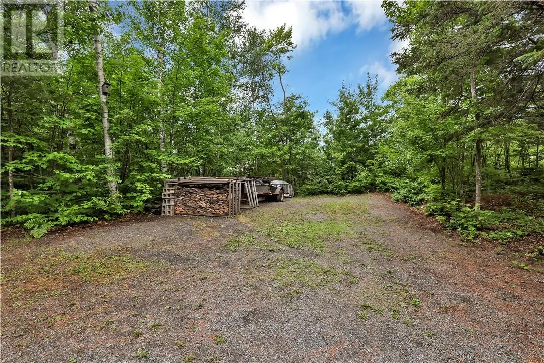 28 BEAVER POND Road
