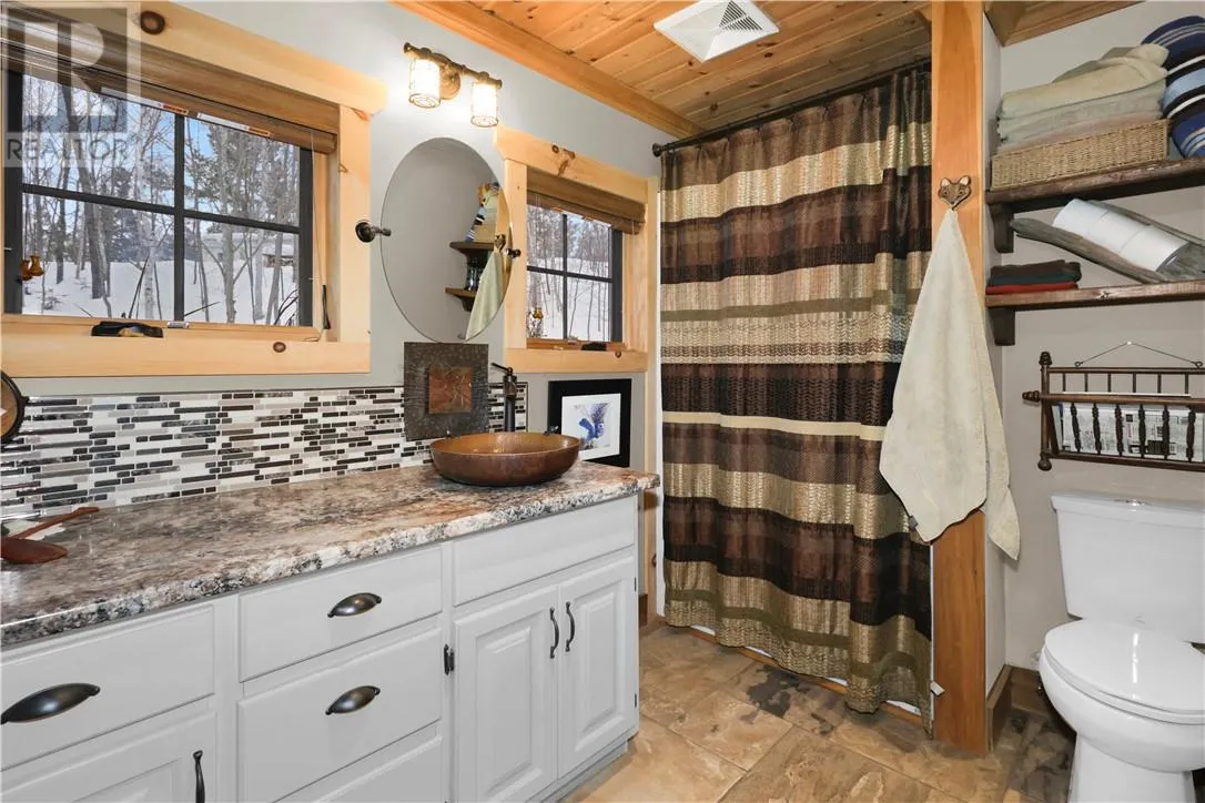 28 BEAVER POND Road