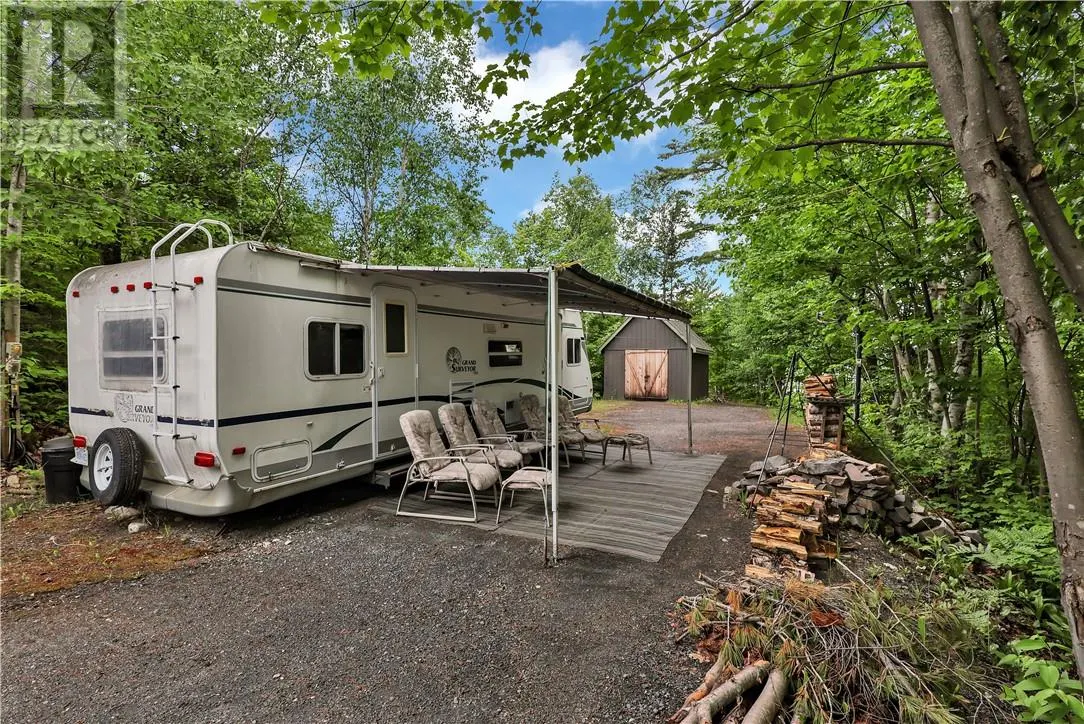 28 BEAVER POND Road