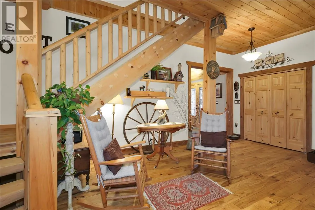 28 BEAVER POND Road