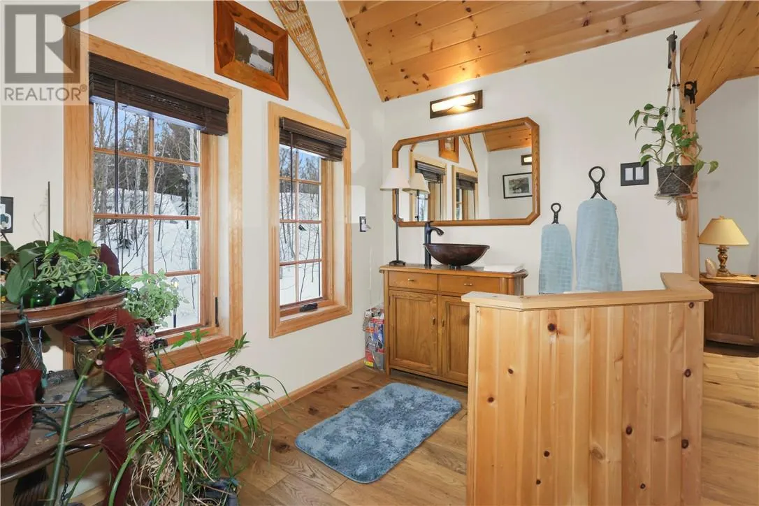 28 BEAVER POND Road