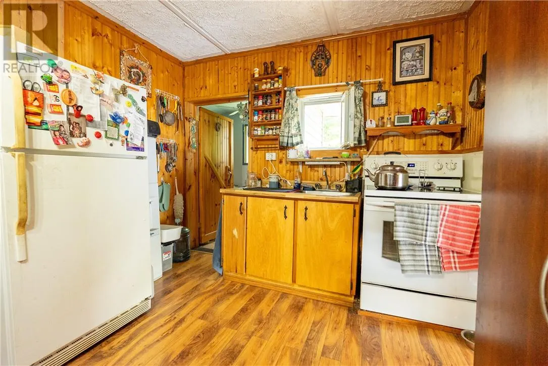 274 Turenne Road