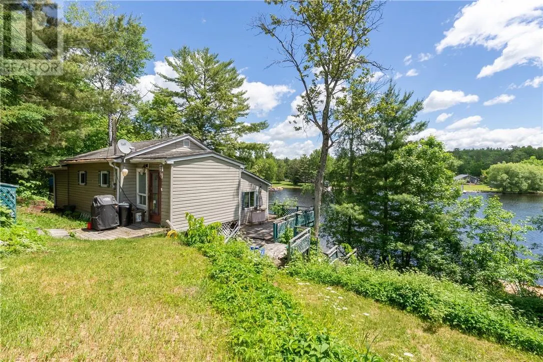 274 Turenne Road