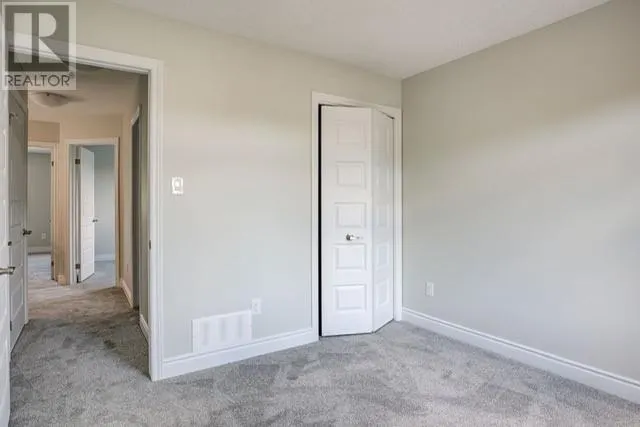 1503 Montrose