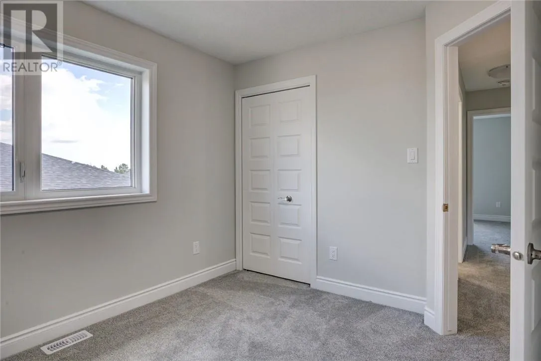 1503 Montrose