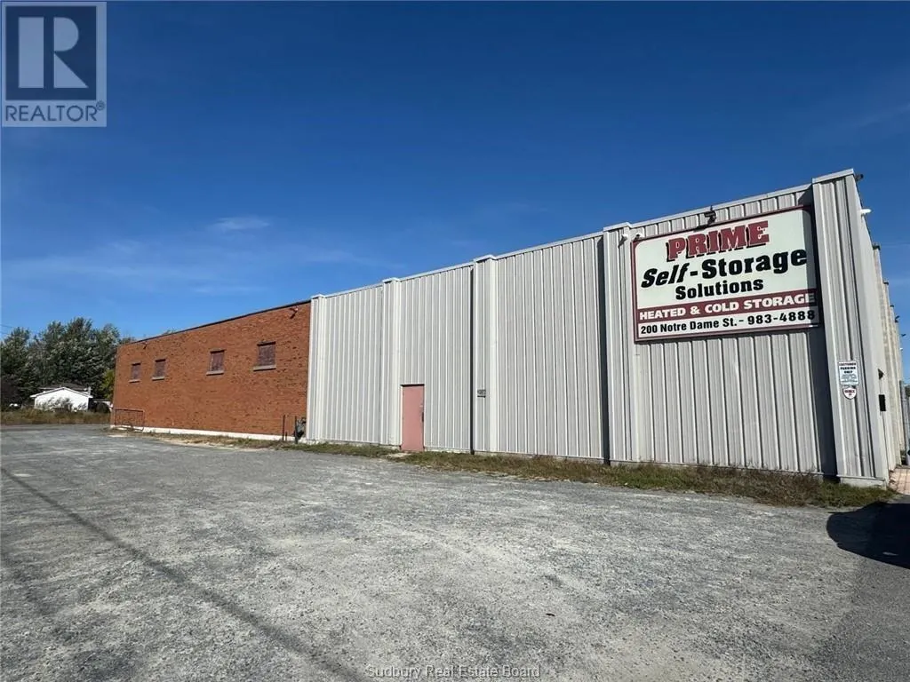 226 NOTRE DAME Street W