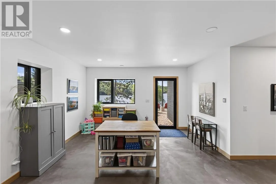 2171 Sunnyside Road