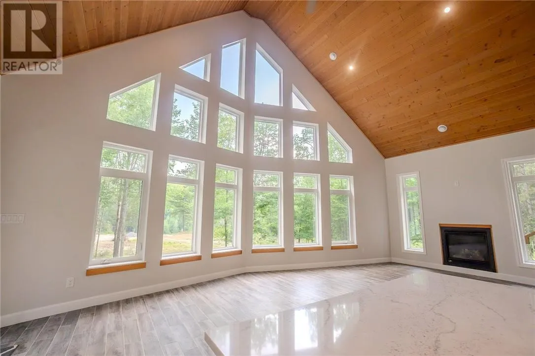 384 Old Webbwood Road