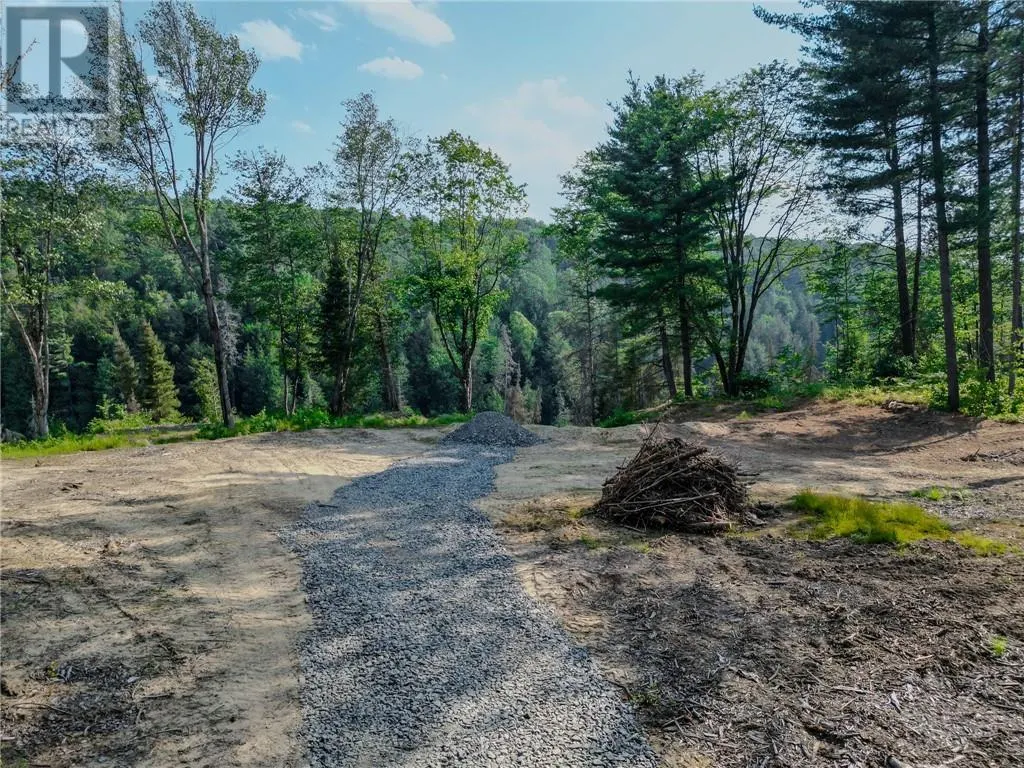 384 Old Webbwood Road
