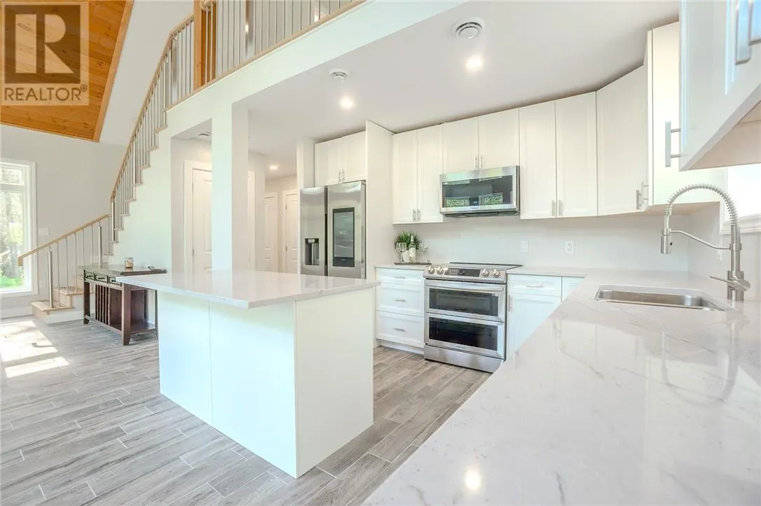 384 Old Webbwood Road