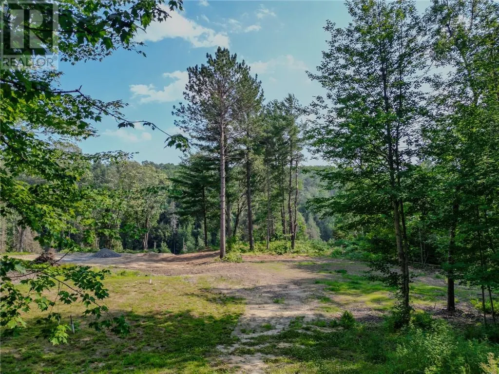 384 Old Webbwood Road