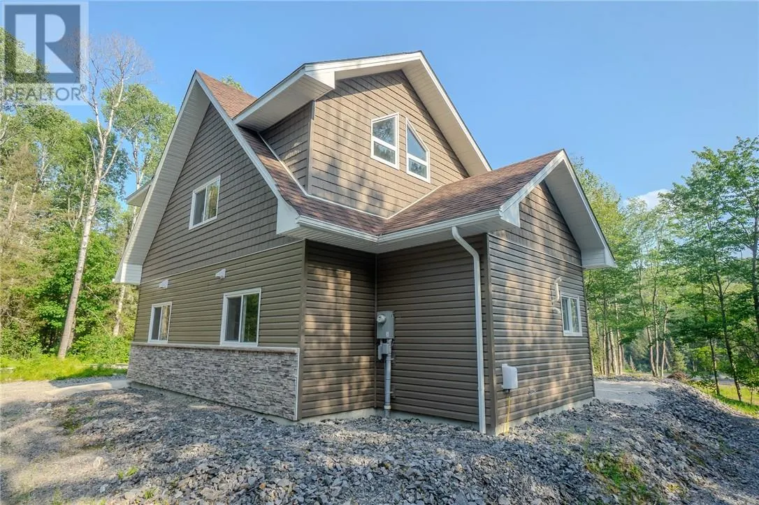 384 Old Webbwood Road