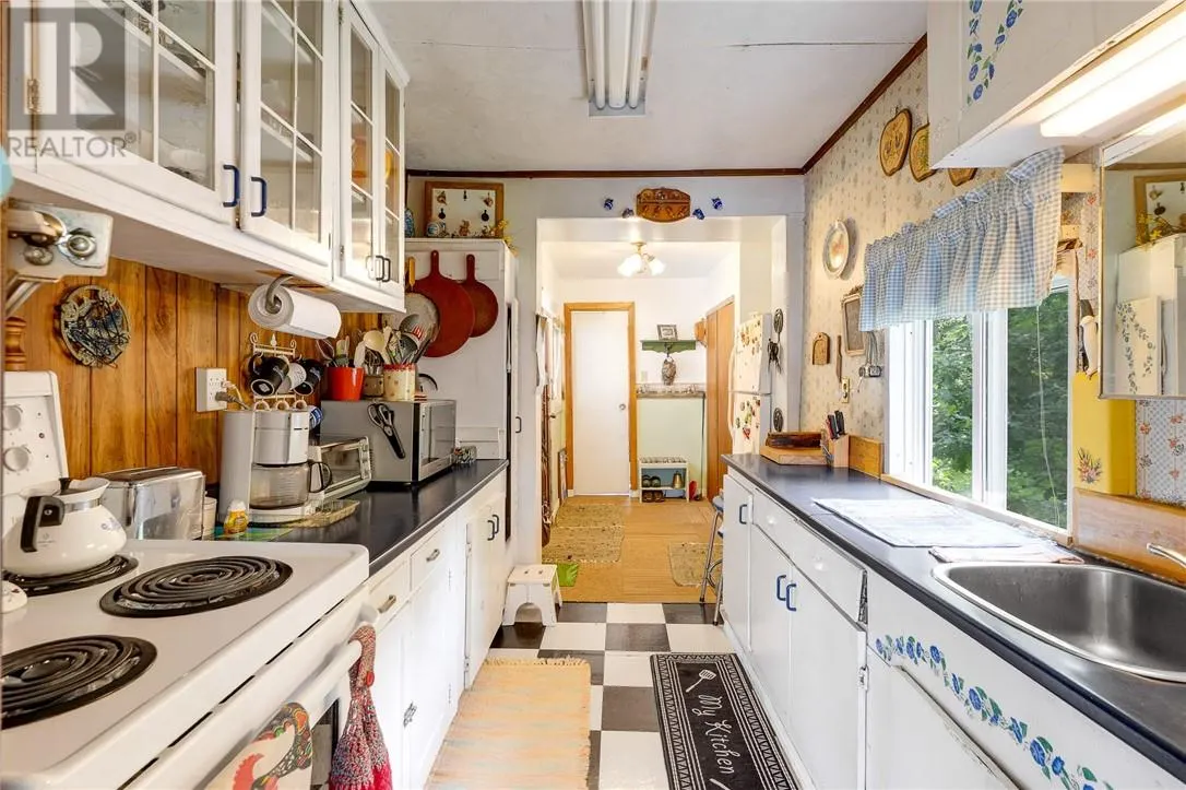 90 E Hood Road