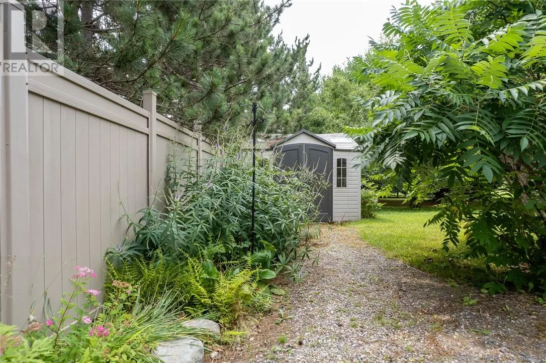 11 Jarbeau Street