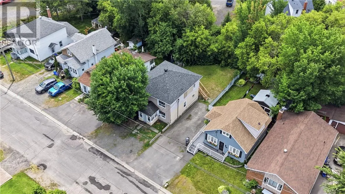 193 Dufferin Street