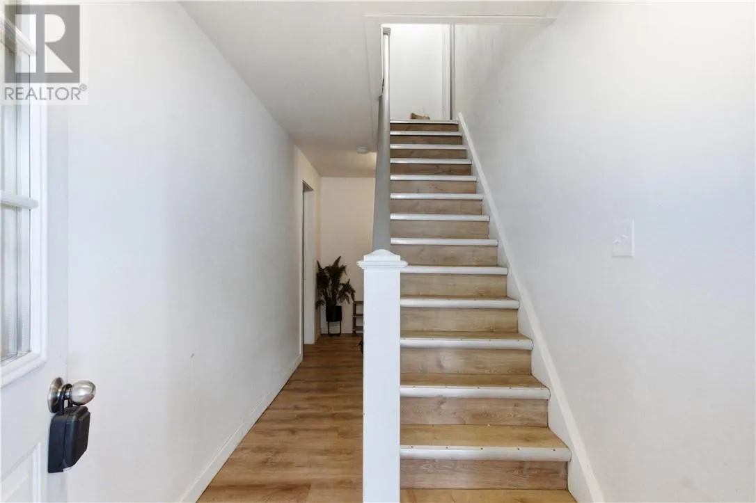 193 Dufferin Street